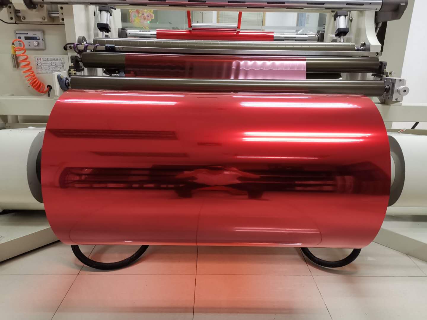 如何區分離型紙、離型膜、淋膜紙？